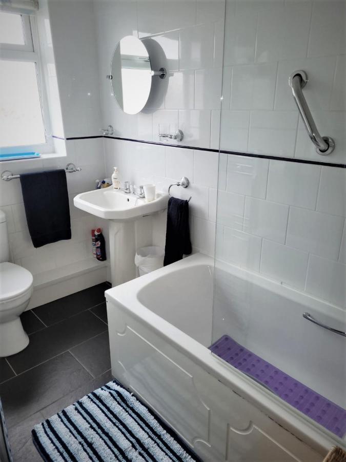 Smitten House 4 Bedroom Rhyl Zewnętrze zdjęcie