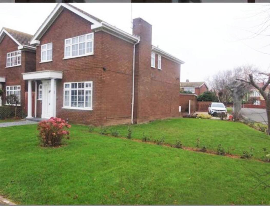 Smitten House 4 Bedroom Rhyl Zewnętrze zdjęcie
