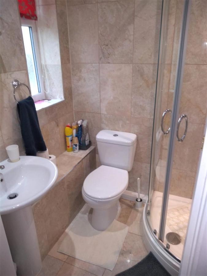 Smitten House 4 Bedroom Rhyl Zewnętrze zdjęcie